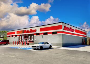 AutoZone — Farmington Hills