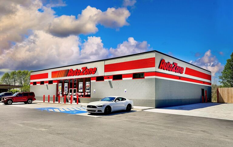 AutoZone — Farmington Hills