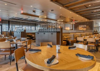 Cooper's Hawk Winery & Restaurant Troy interior dining room