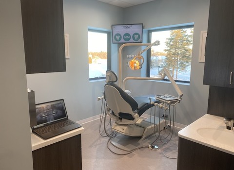 Crestwood Dental On The Lake — Addison Township