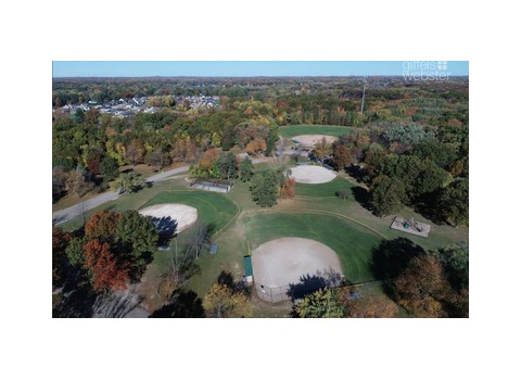 Hickory Glen Park — Commerce Township