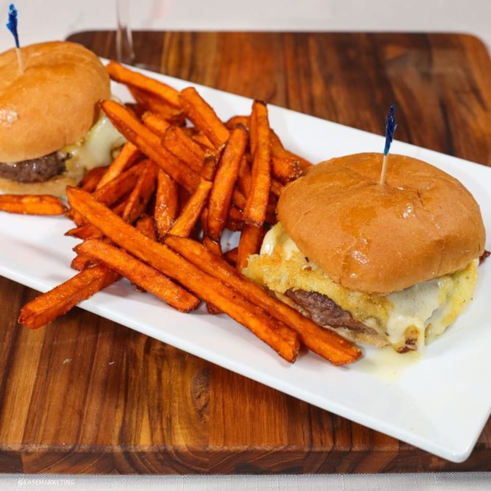 Sliders with sweet potato fries