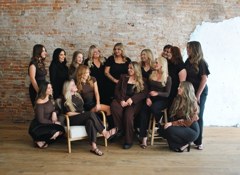 Salon Reverie — Holly Township