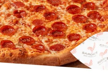 Saroki's Crispy Chicken & Pizza — Commerce