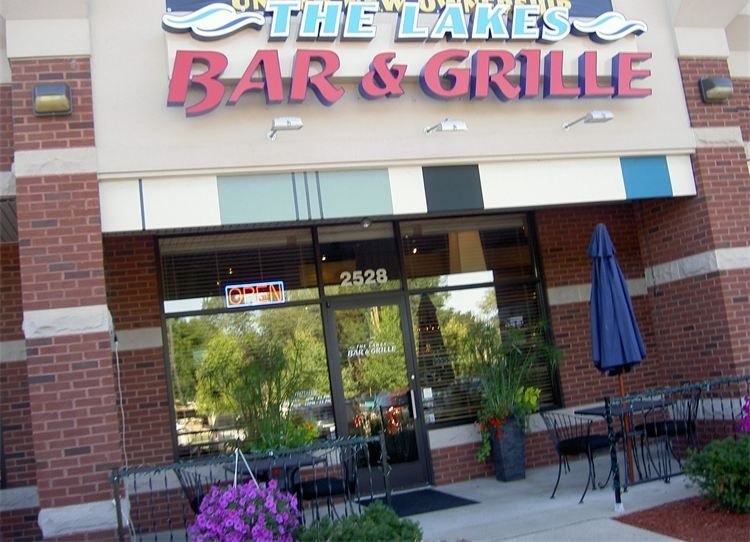 The Lakes Bar & Grille storefront