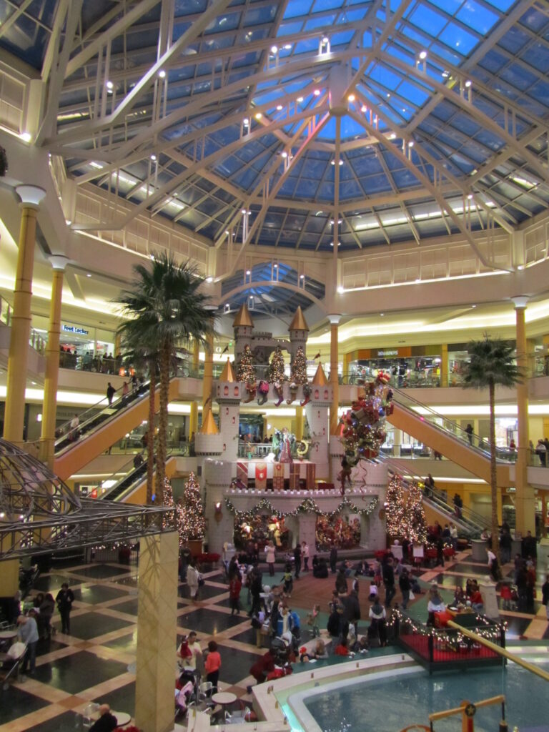 Somerset Collection interior in December 2010